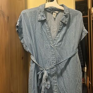 Maternity denim dress size small